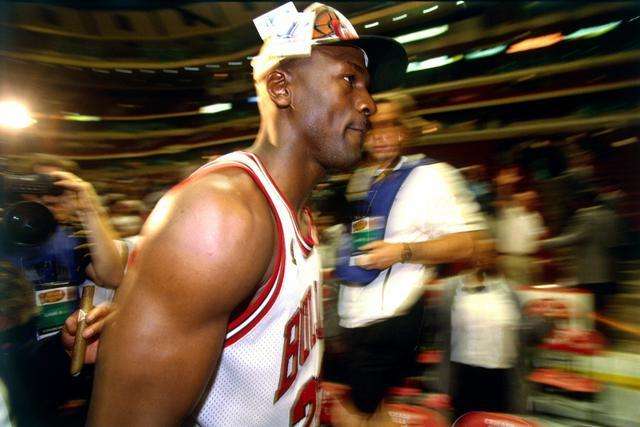 香港屋邨篮球青年访京 名宿马布里现场暖心指导